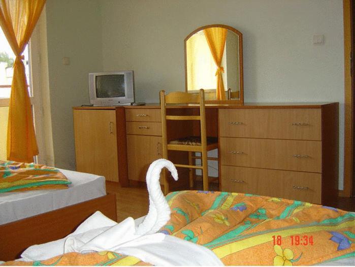 Viva Beach Hotel Pomorie Cameră foto